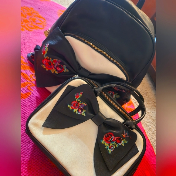 Betsey Johnson backpack - Picture 1 of 4